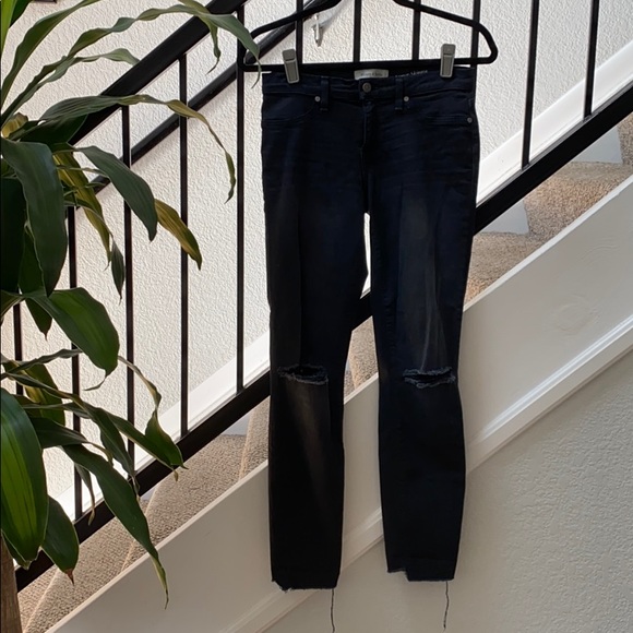 Grey/Blue Jeans w/ripped knees - Picture 1 of 3